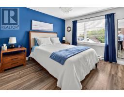 74 Bennett Avenue thumbnail 22