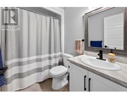 74 Bennett Avenue thumbnail 26