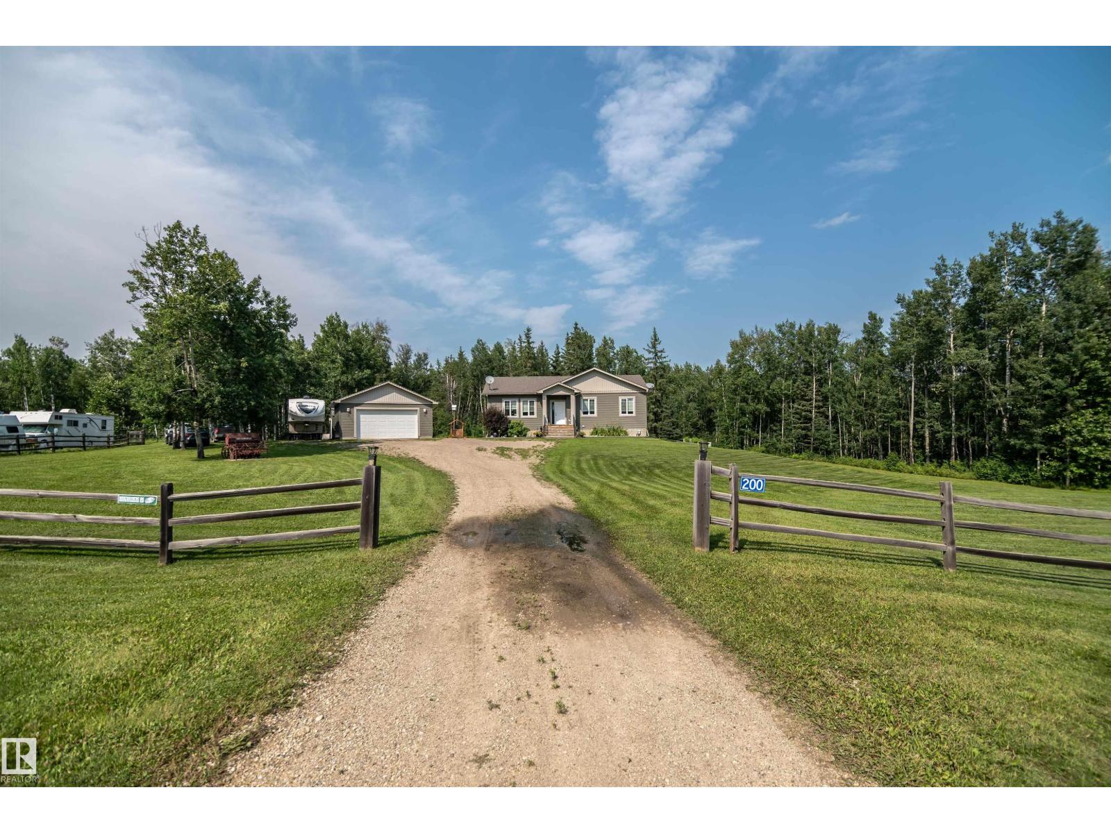#200 55108 RGE ROAD 15 - 13
