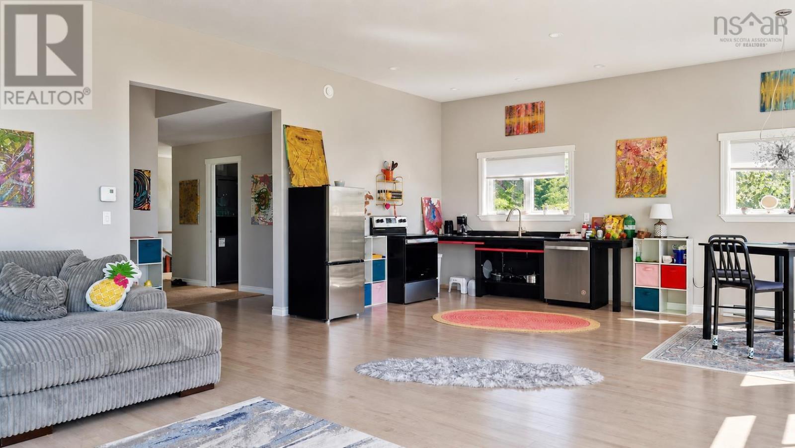 93 Maple Leaf Drive - 21