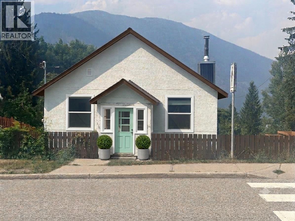 520 WASSON Street - Image 4