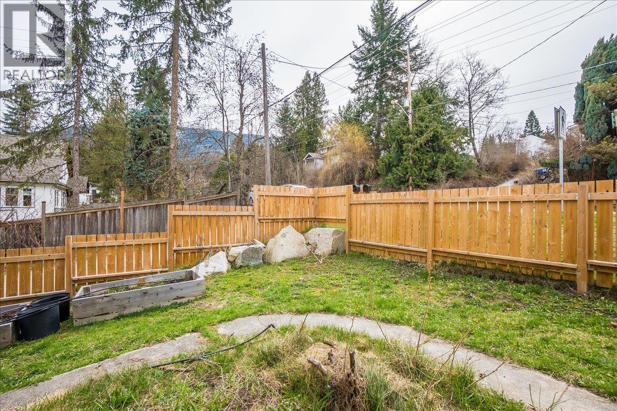520 WASSON Street - 28