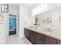 175 Woodgate Pines Drive, Vaughan, ON L4H4K5 Photo 9