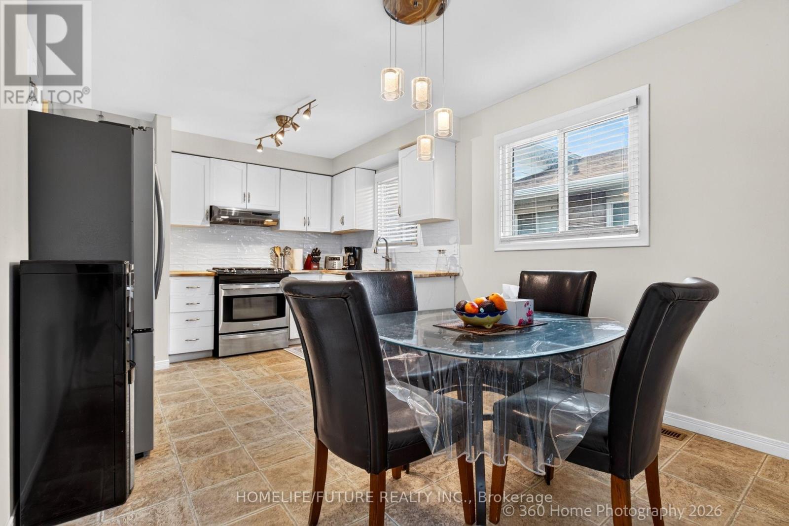 61 TURNER COURT - 11