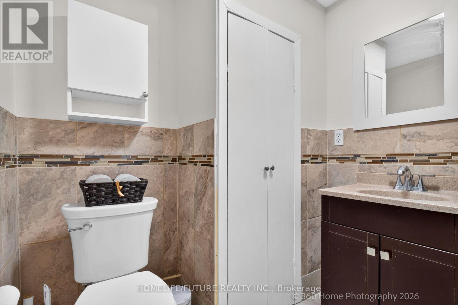 61 TURNER COURT - 21