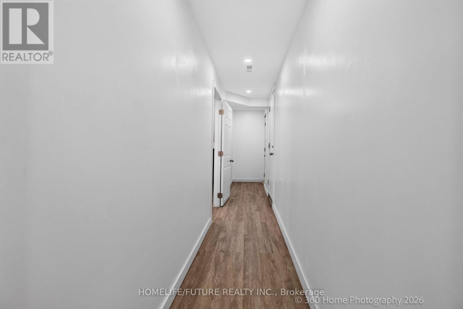 61 TURNER COURT - 24