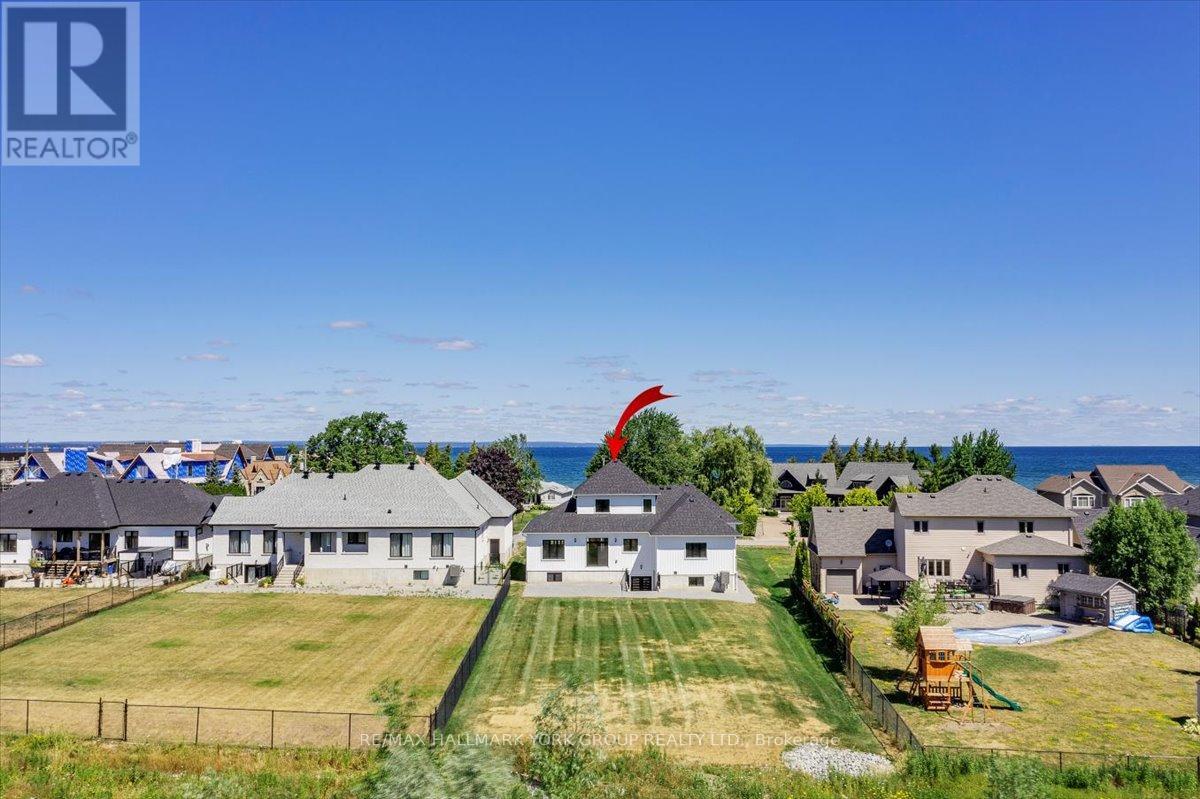 147 LAKE DRIVE E - 38
