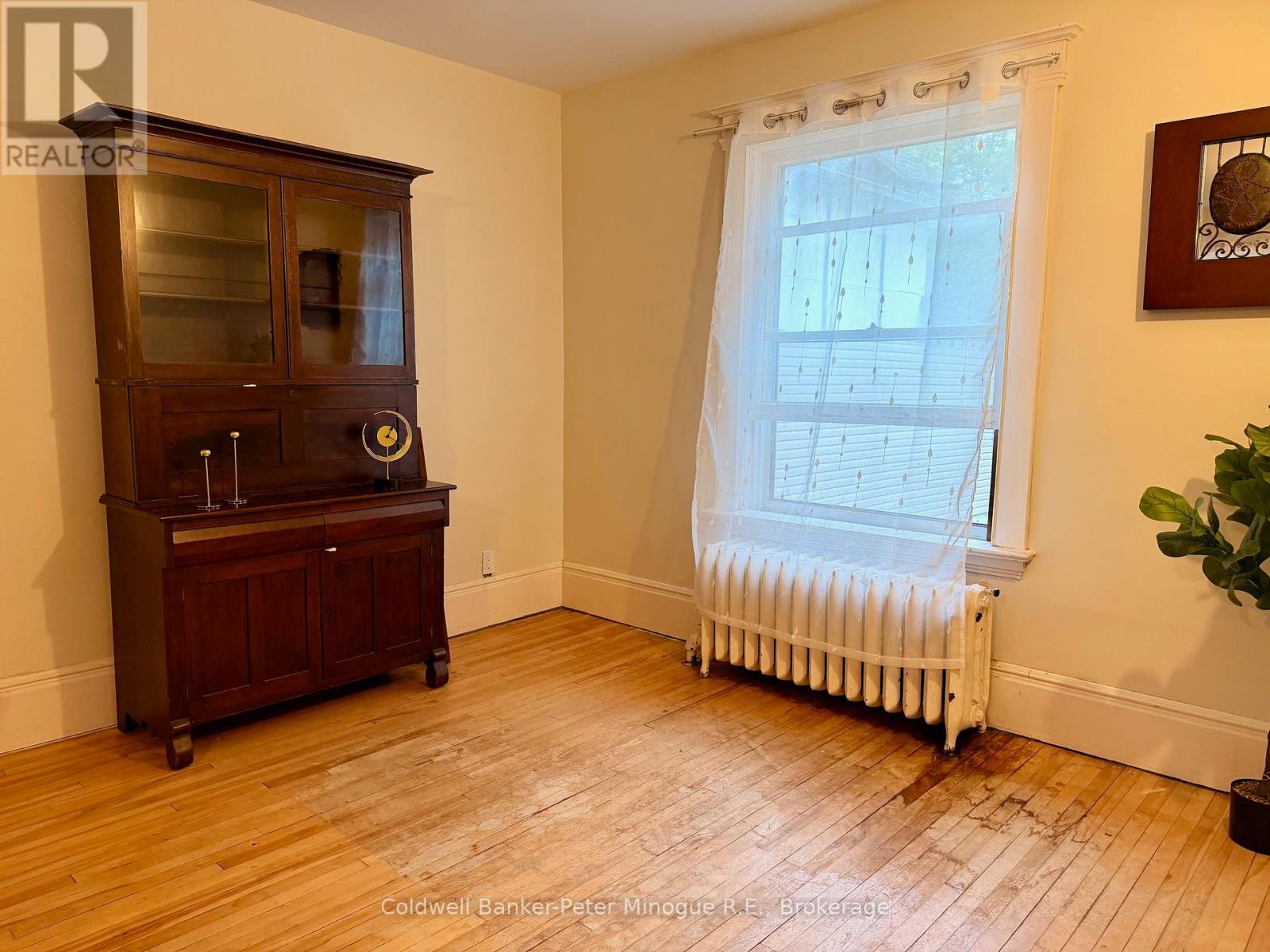 847 MCINTYRE STREET W - 12