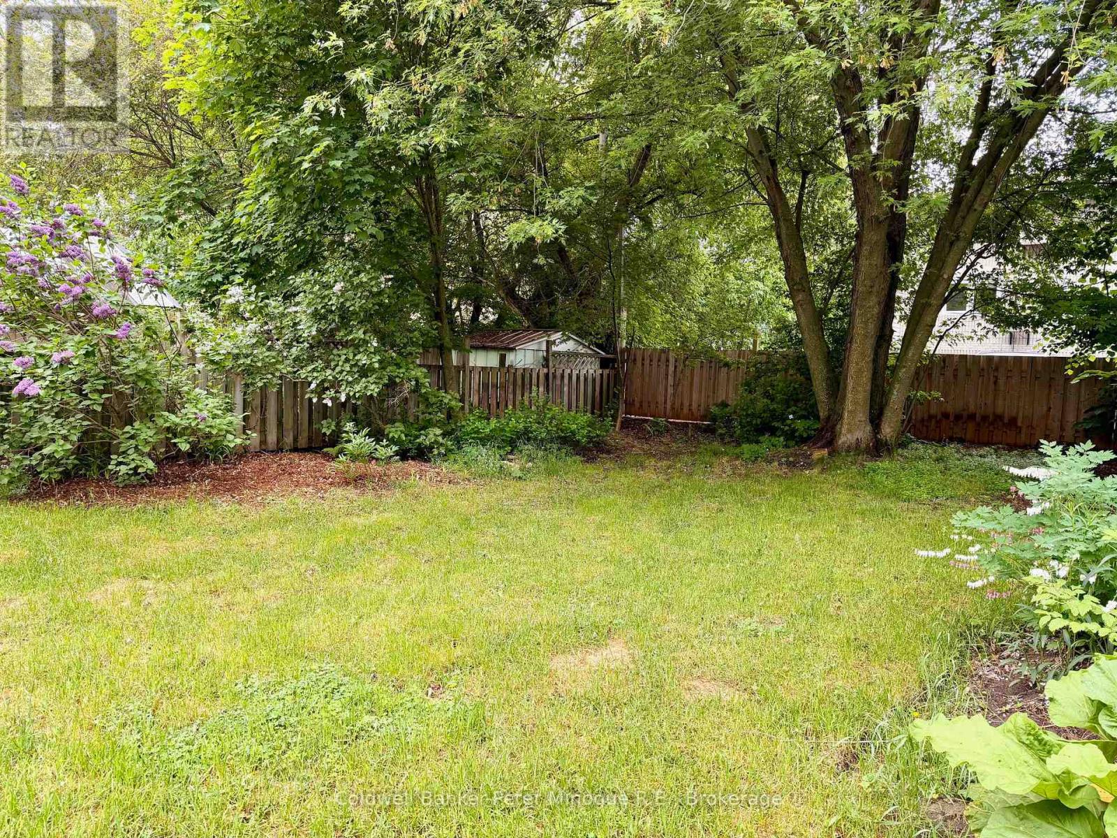847 MCINTYRE STREET W - 36
