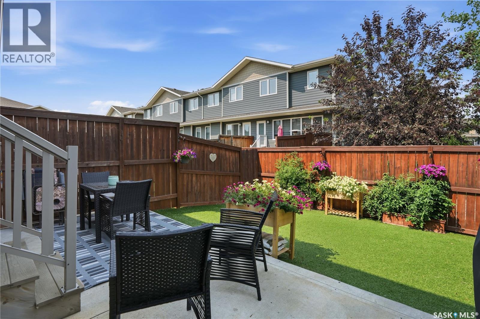 #104 4100 Sandhill CRESCENT - 39