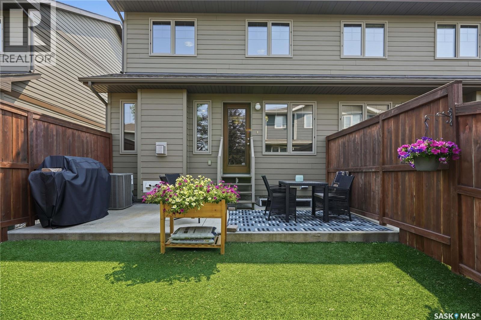 #104 4100 Sandhill CRESCENT - 41