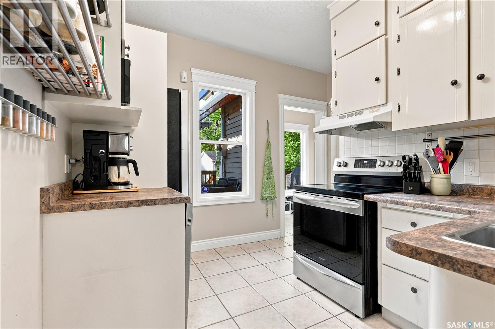 704 32nd STREET W - 15