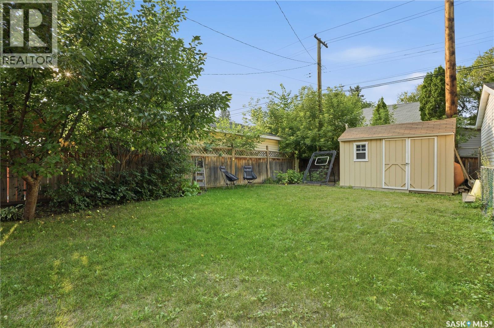 704 32nd STREET W - 50