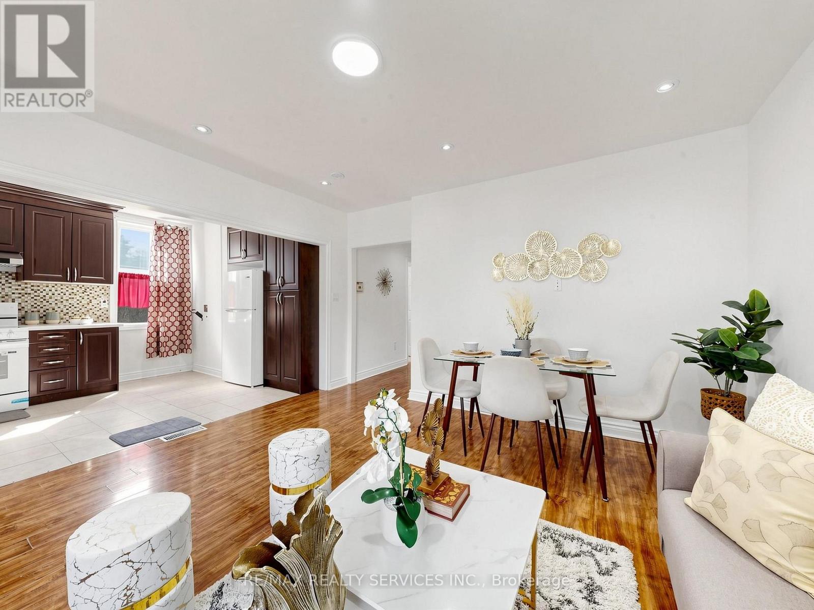 102 WOODWARD AVENUE - 7