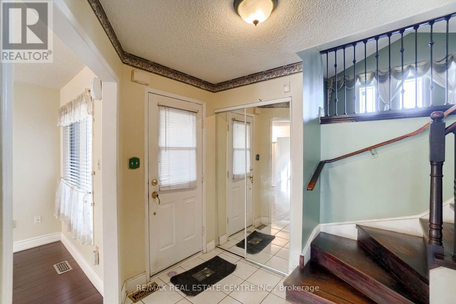 3725 ALTHORPE CIRCLE - Image 8
