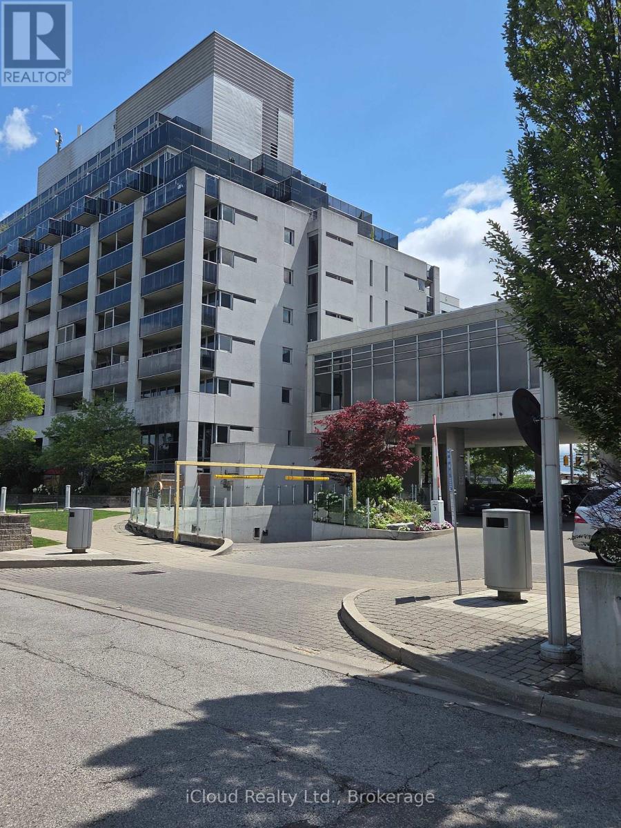 Photo of 1040 The Queensway Avenue