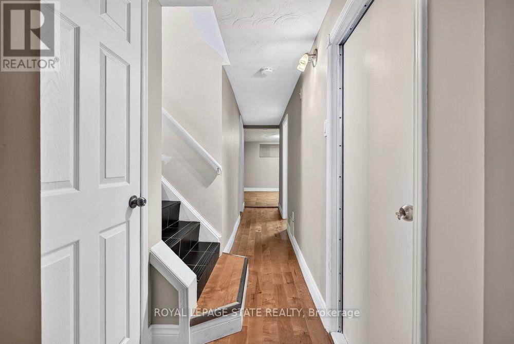 102 BIRCHLAWN DRIVE - Image 31