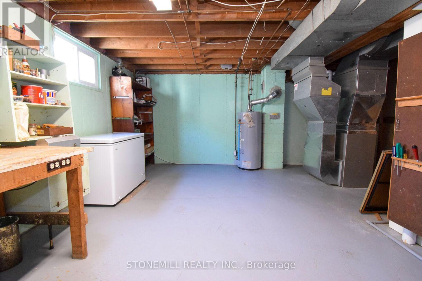 272 CARLTON STREET - 27