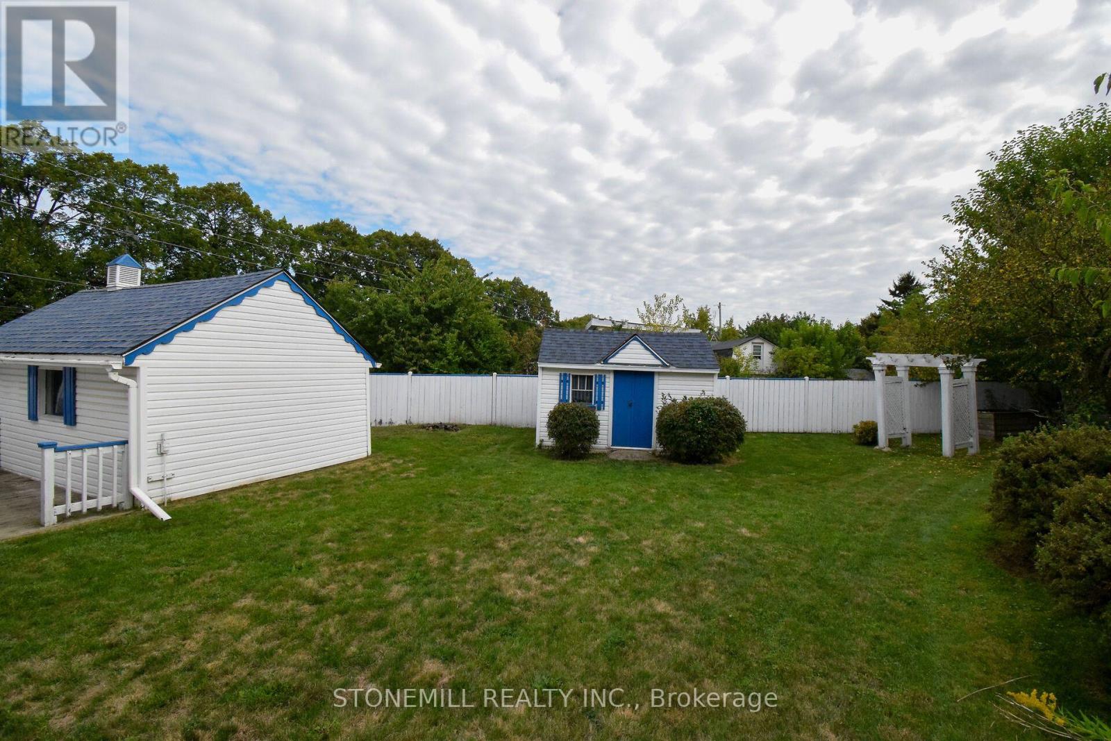 272 CARLTON STREET - 5