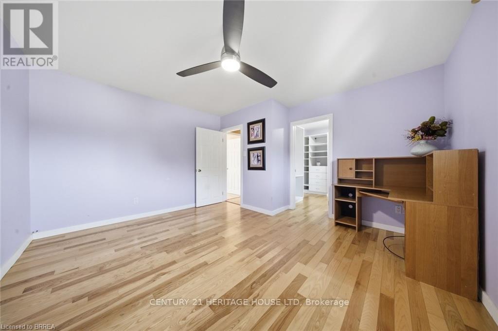 106 MEMORIAL DRIVE - Image 18