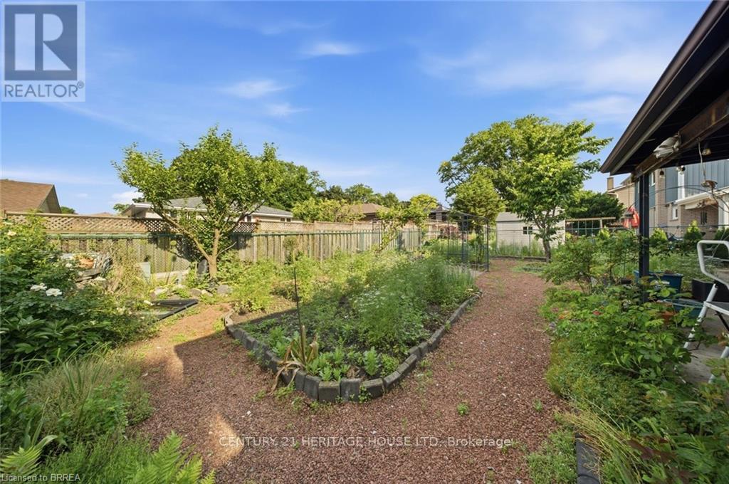 106 MEMORIAL DRIVE - 29