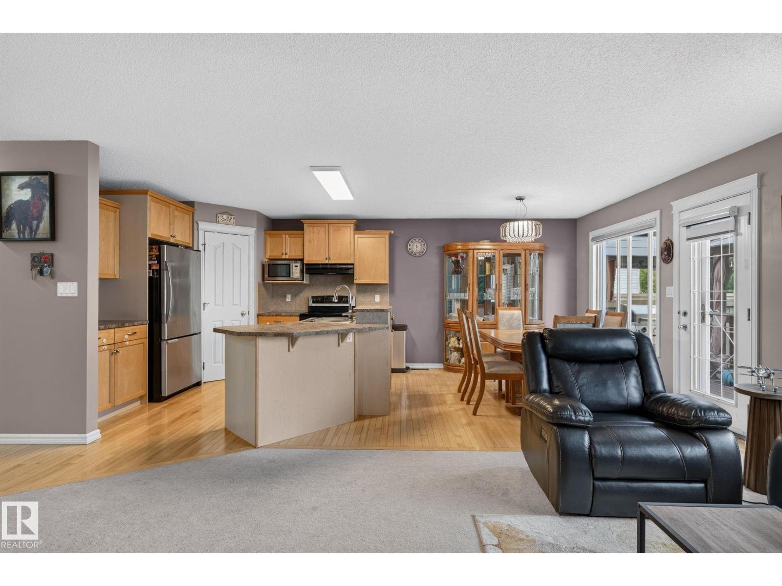 3224 26 ST NW - 13
