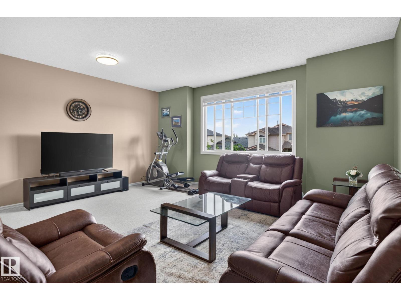 3224 26 ST NW - 28