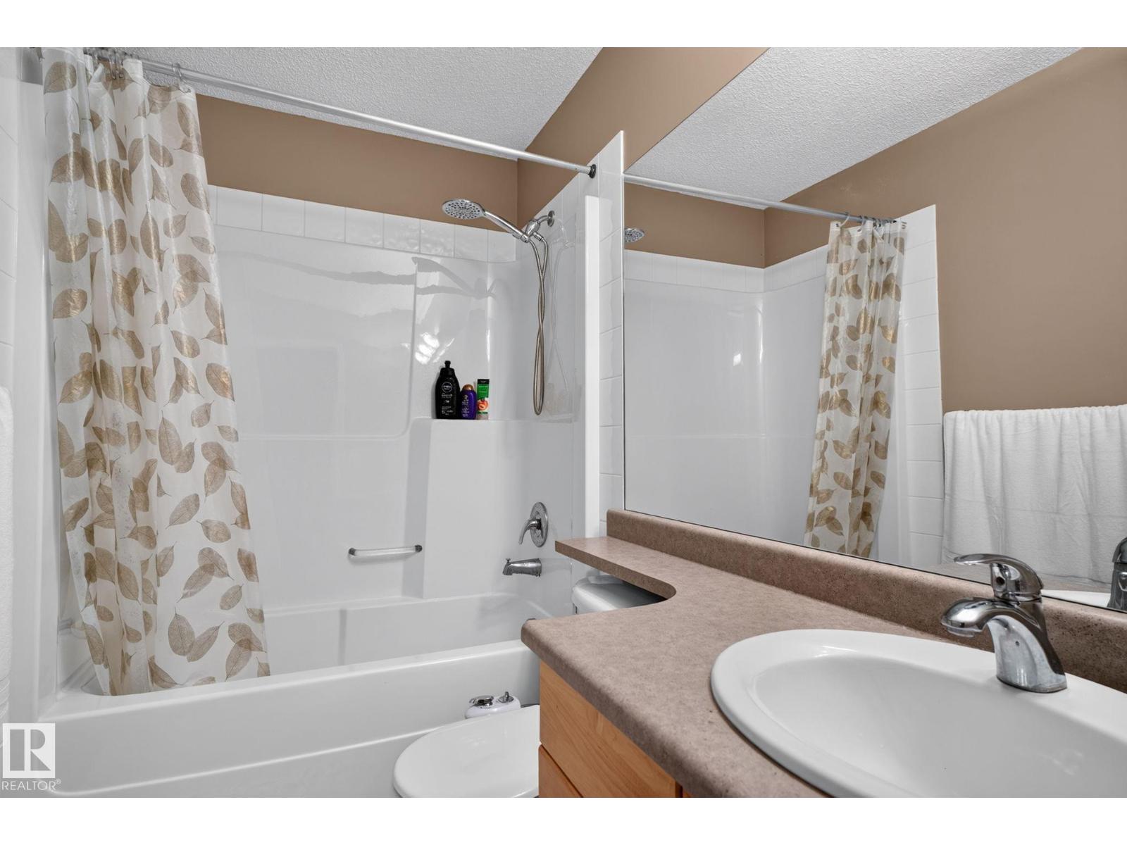 3224 26 ST NW - 39