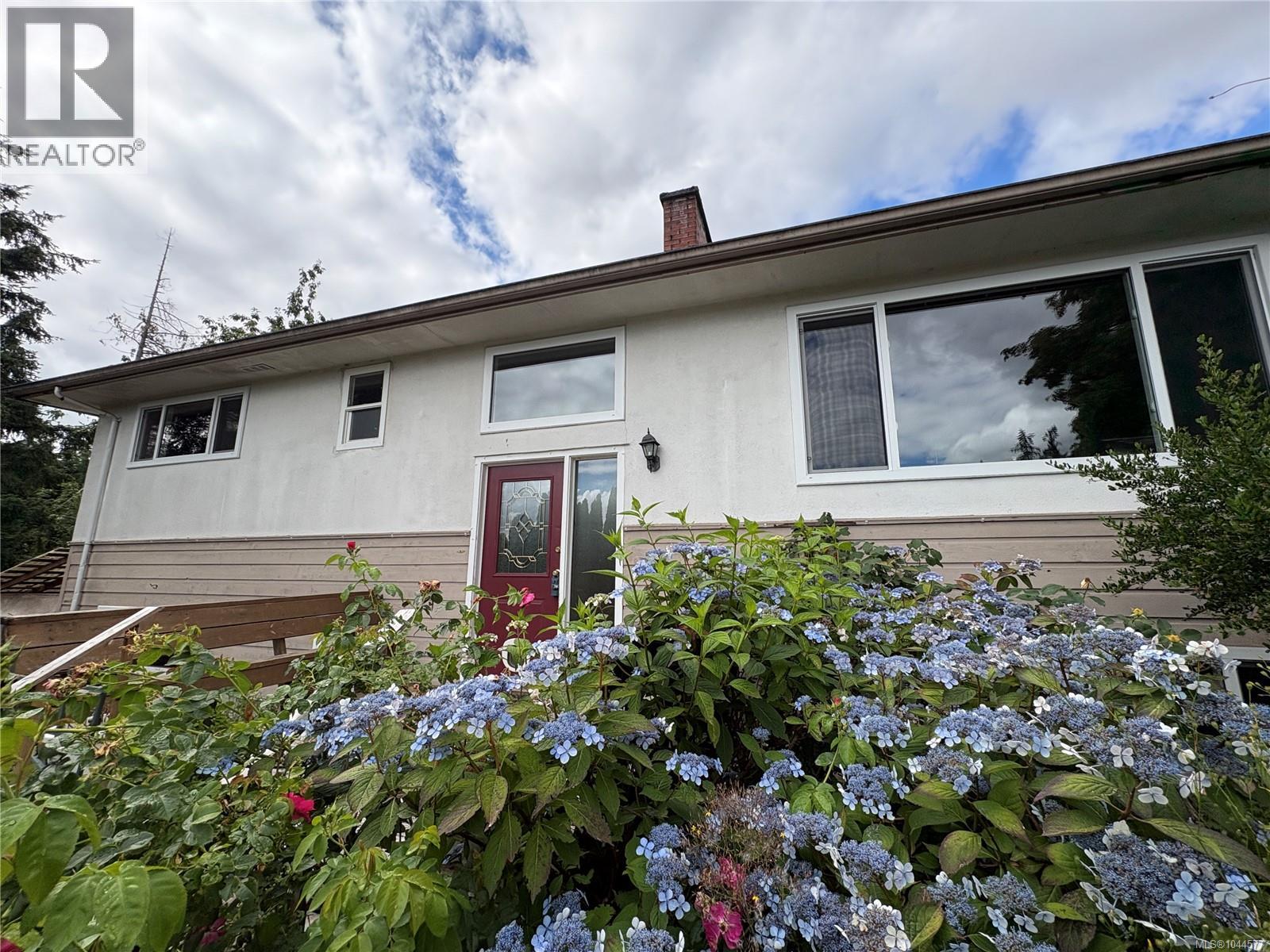 3030 Dogwood Rd - 1
