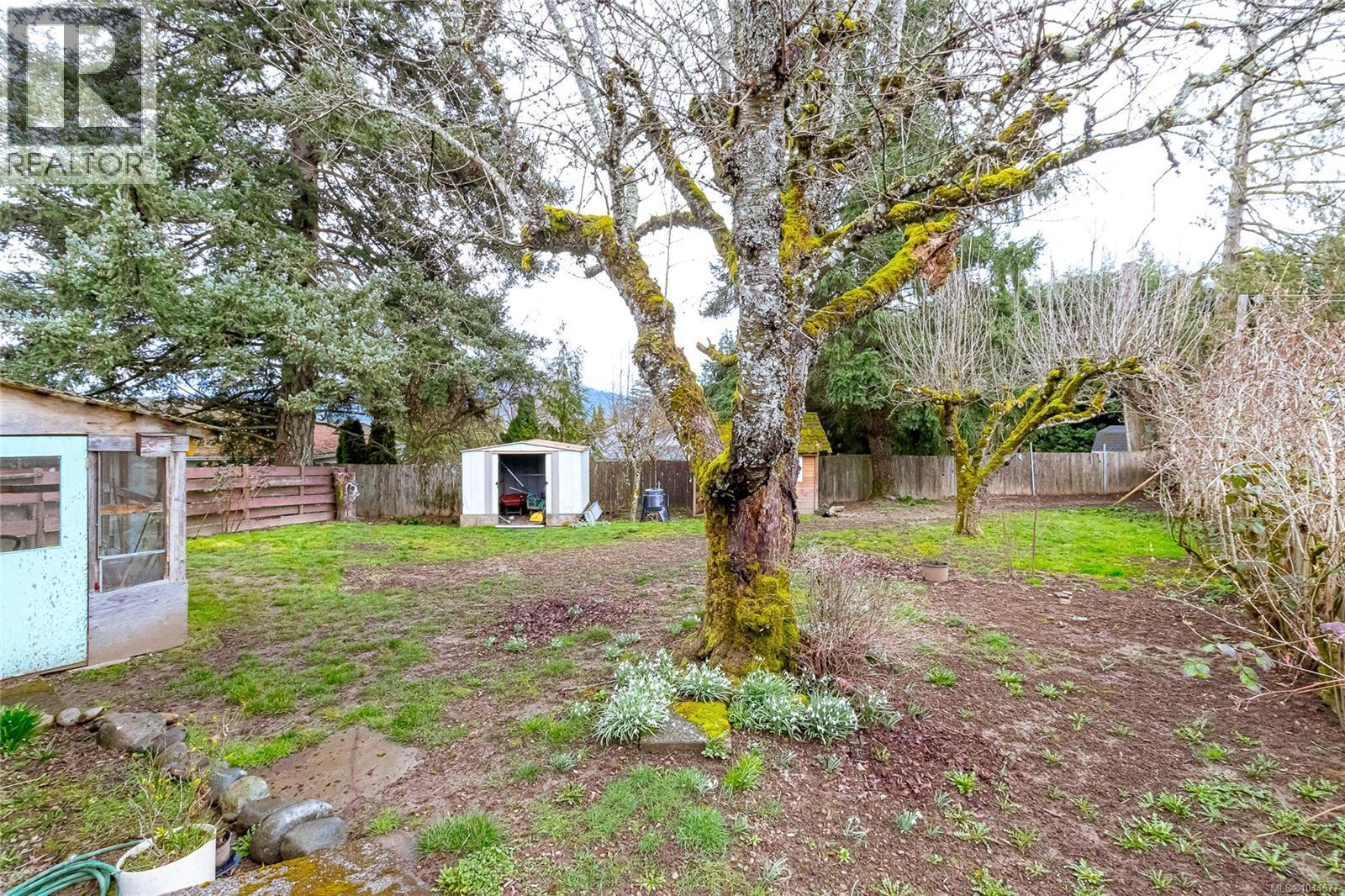 3030 Dogwood Rd, Duncan