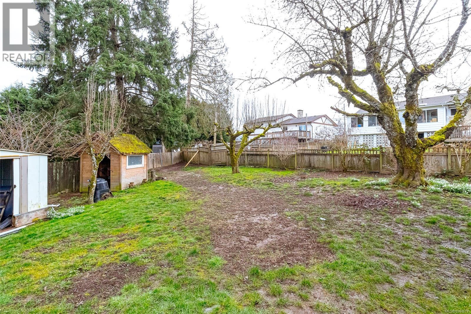 3030 Dogwood Rd - 35