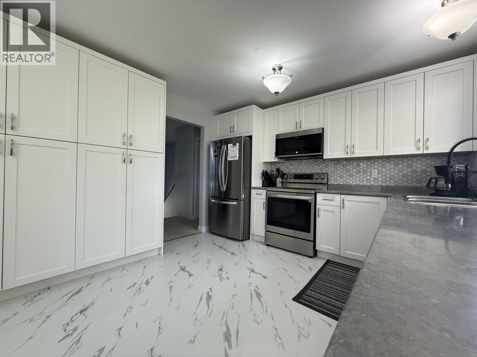 9111 117 AVENUE, Fort St. John