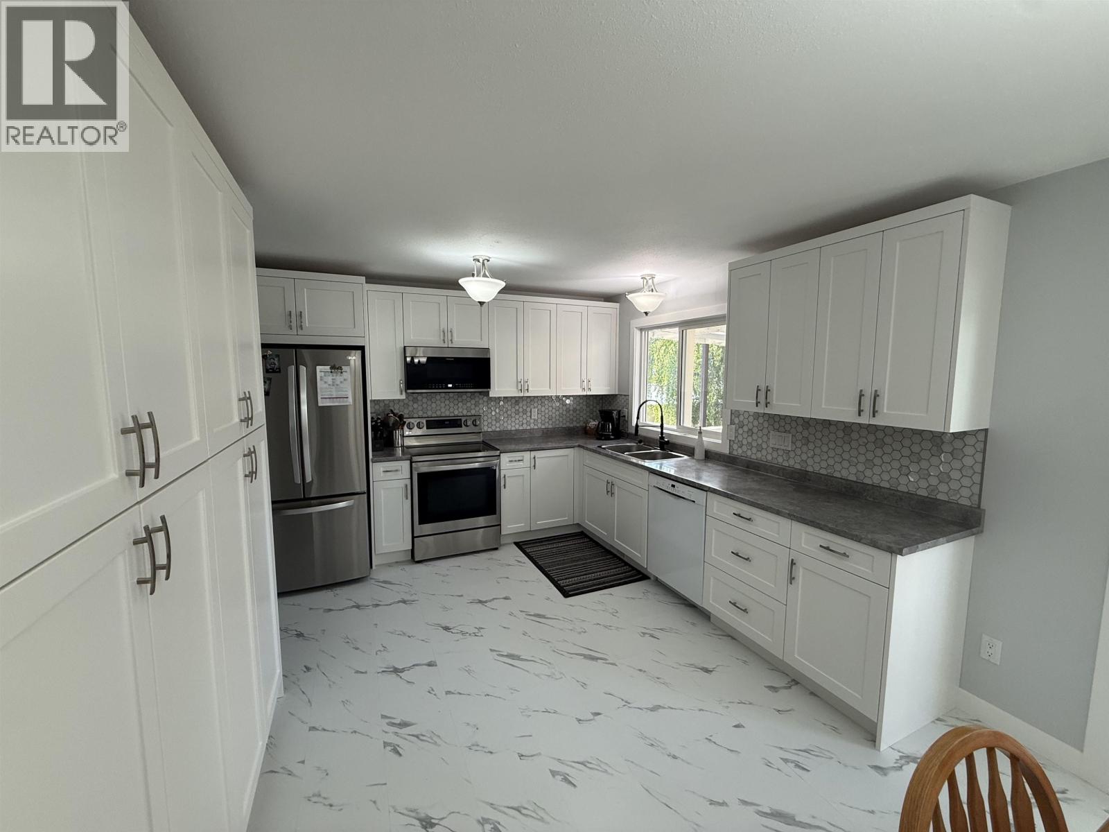 9111 117 AVENUE, Fort St. John