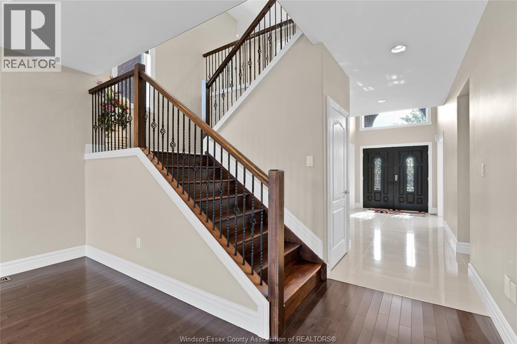 1078 CHARLOTTE CRESCENT - 14