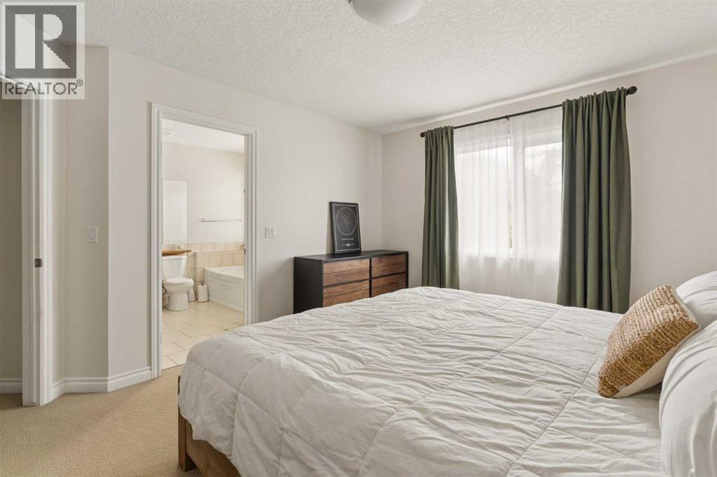 #2 423 13 Avenue NE - 19