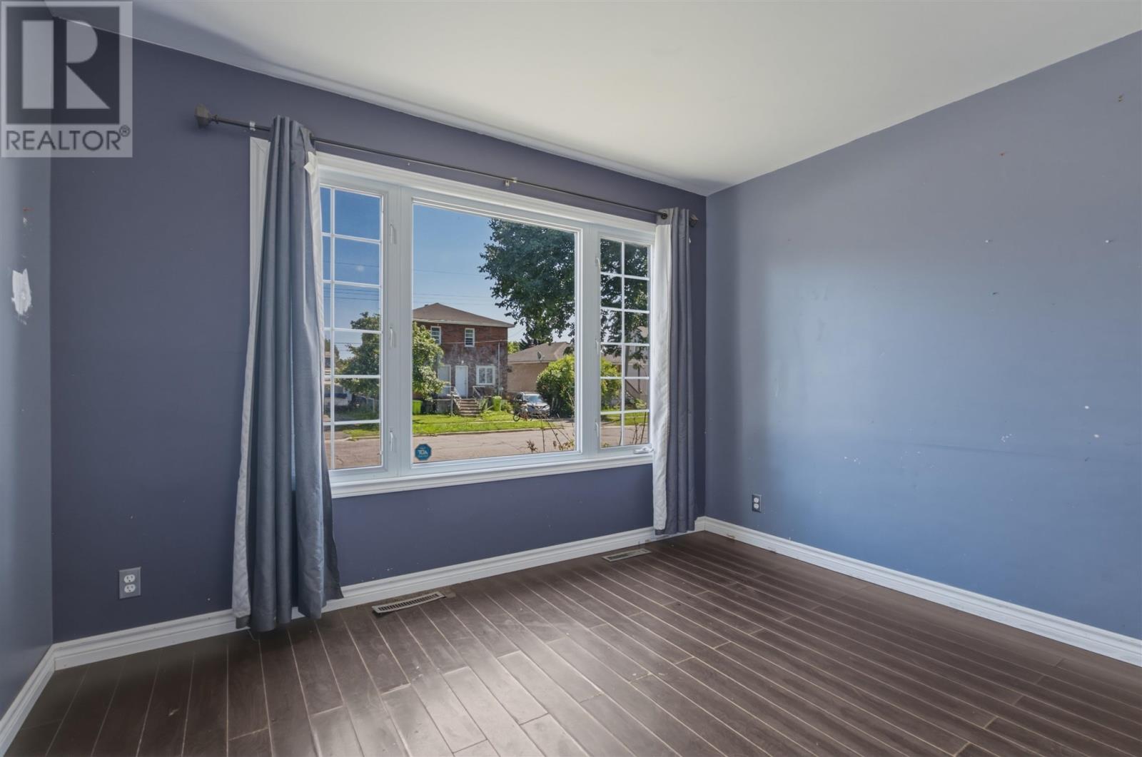 183 Glasgow Ave - 9