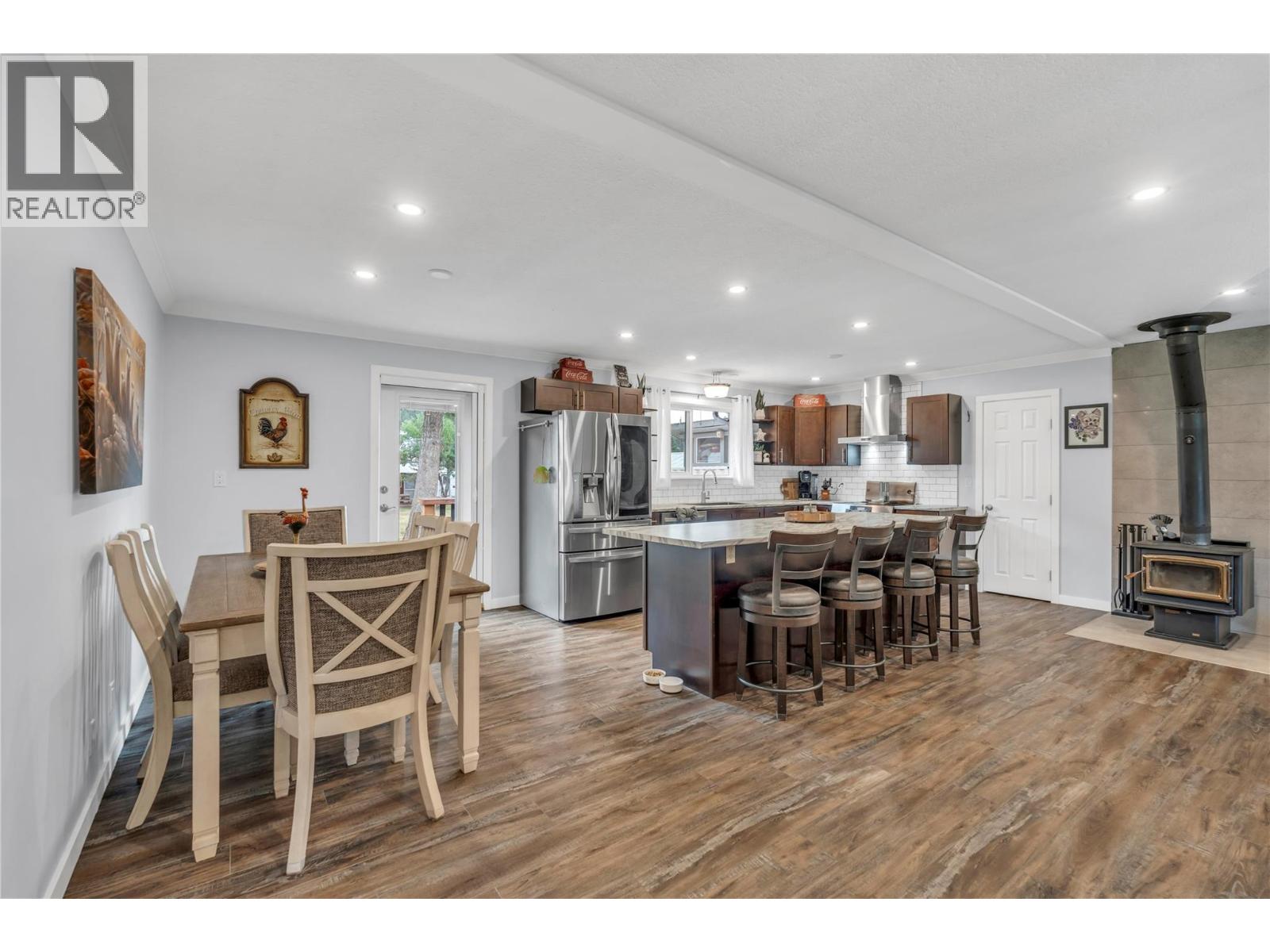 2605 Otter Avenue - 27