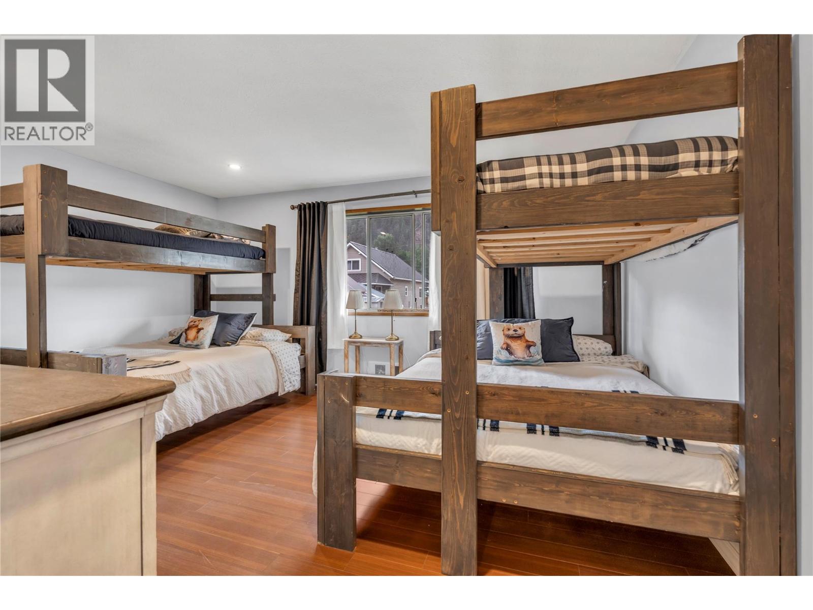 2605 Otter Avenue - 29