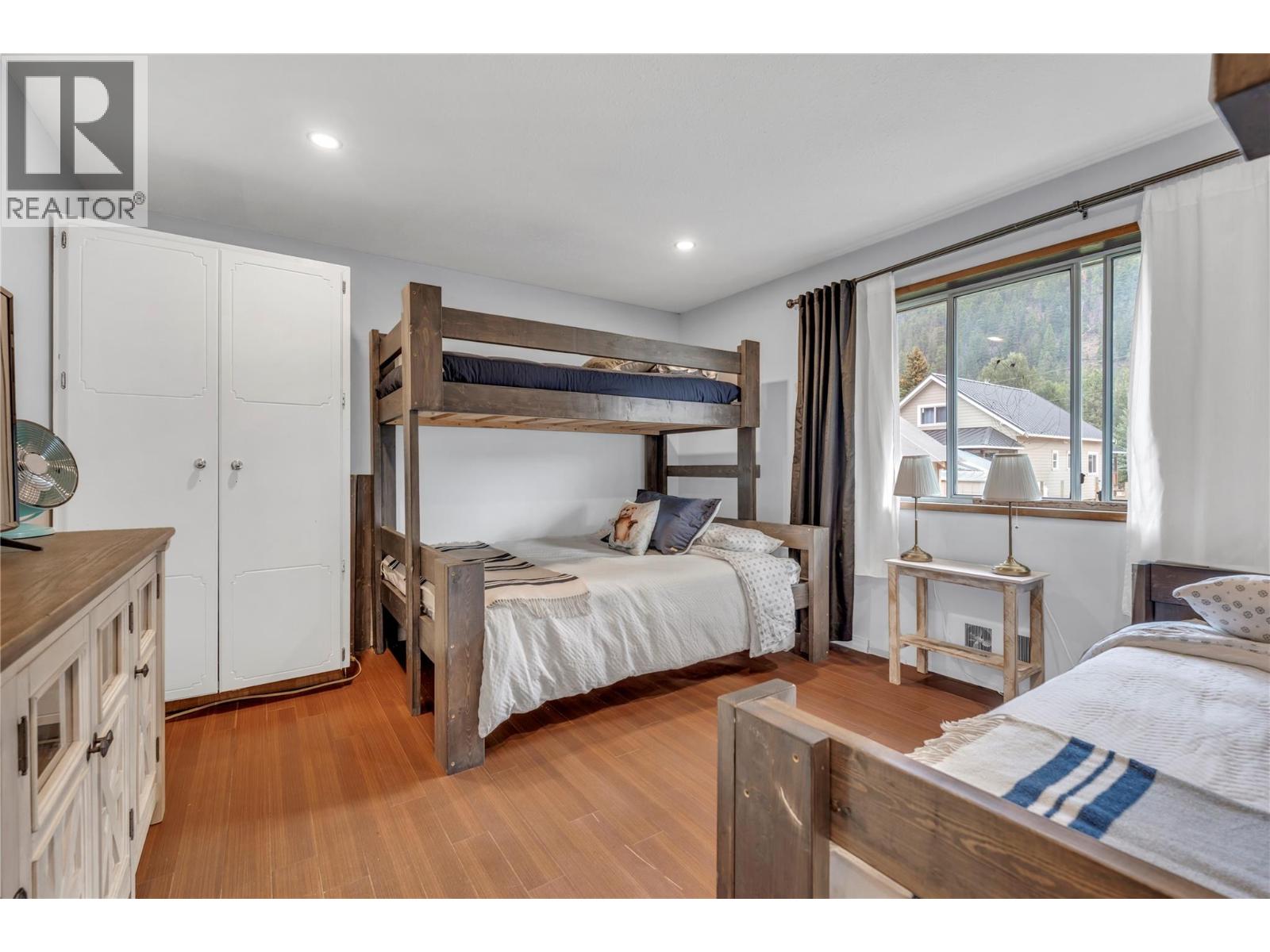 2605 Otter Avenue - 30