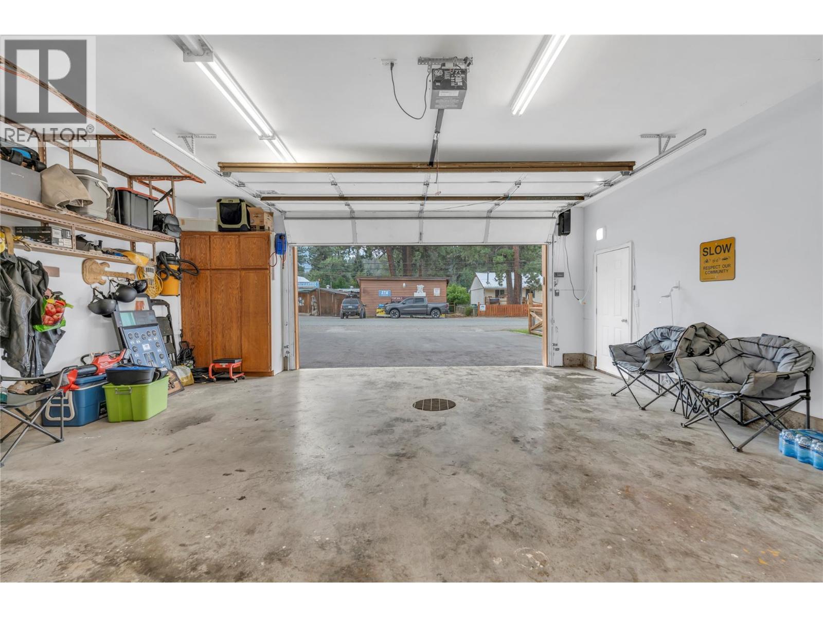 2605 Otter Avenue - 38