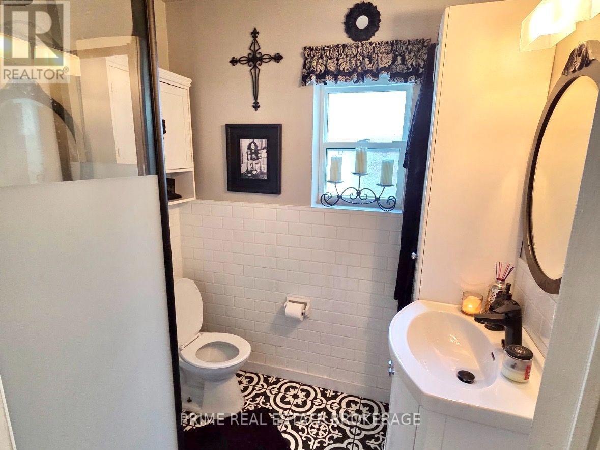 586 CHEAPSIDE STREET - 11