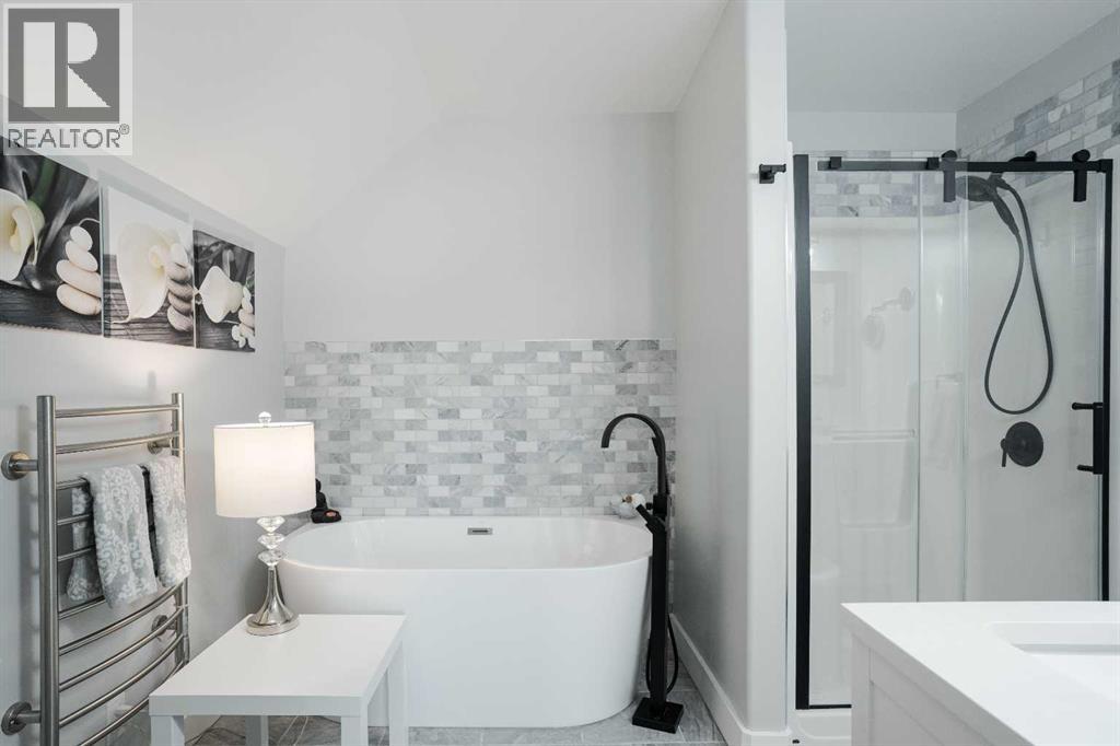105 Lindstrom Crescent - Image 30