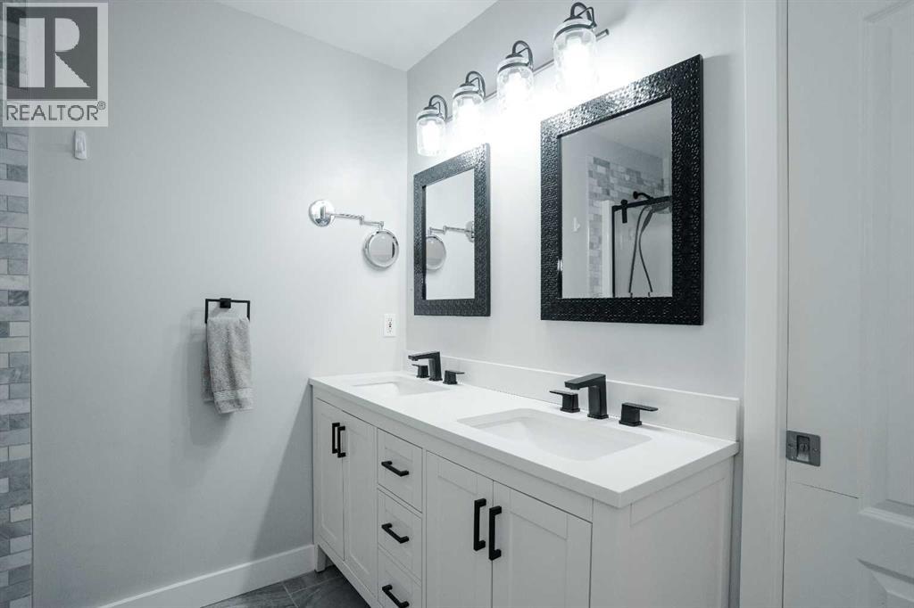 105 Lindstrom Crescent - Image 31