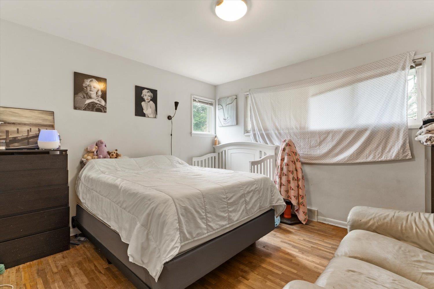 33919 VICTORY BOULEVARD, Abbotsford