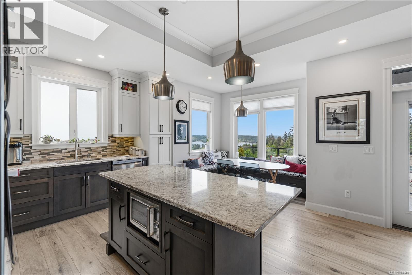 456 Battie Dr - 24