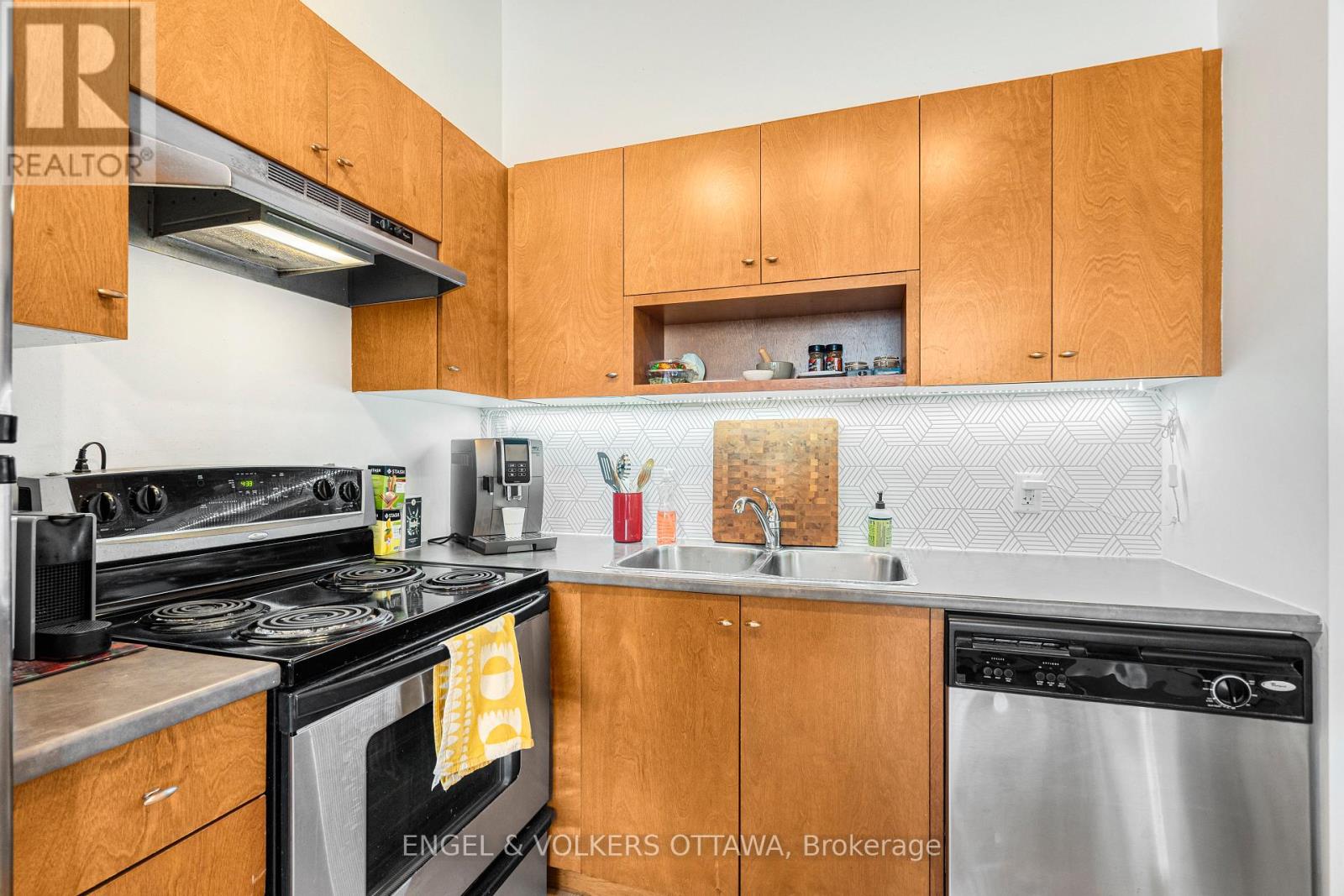 1 Bed, 1 Bath House for Rent in Ottawa – 2109 – 179 GEORGE STREET, Ottawa – MLS# X13617954 - Image 15