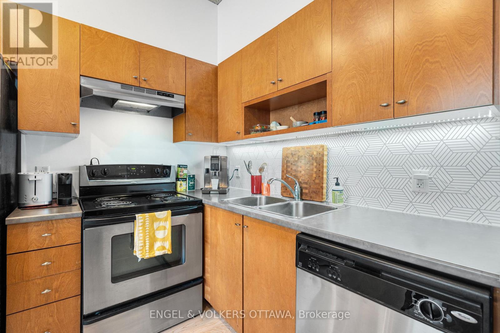 1 Bed, 1 Bath House for Rent in Ottawa – 2109 – 179 GEORGE STREET, Ottawa – MLS# X13617954 - Image 17