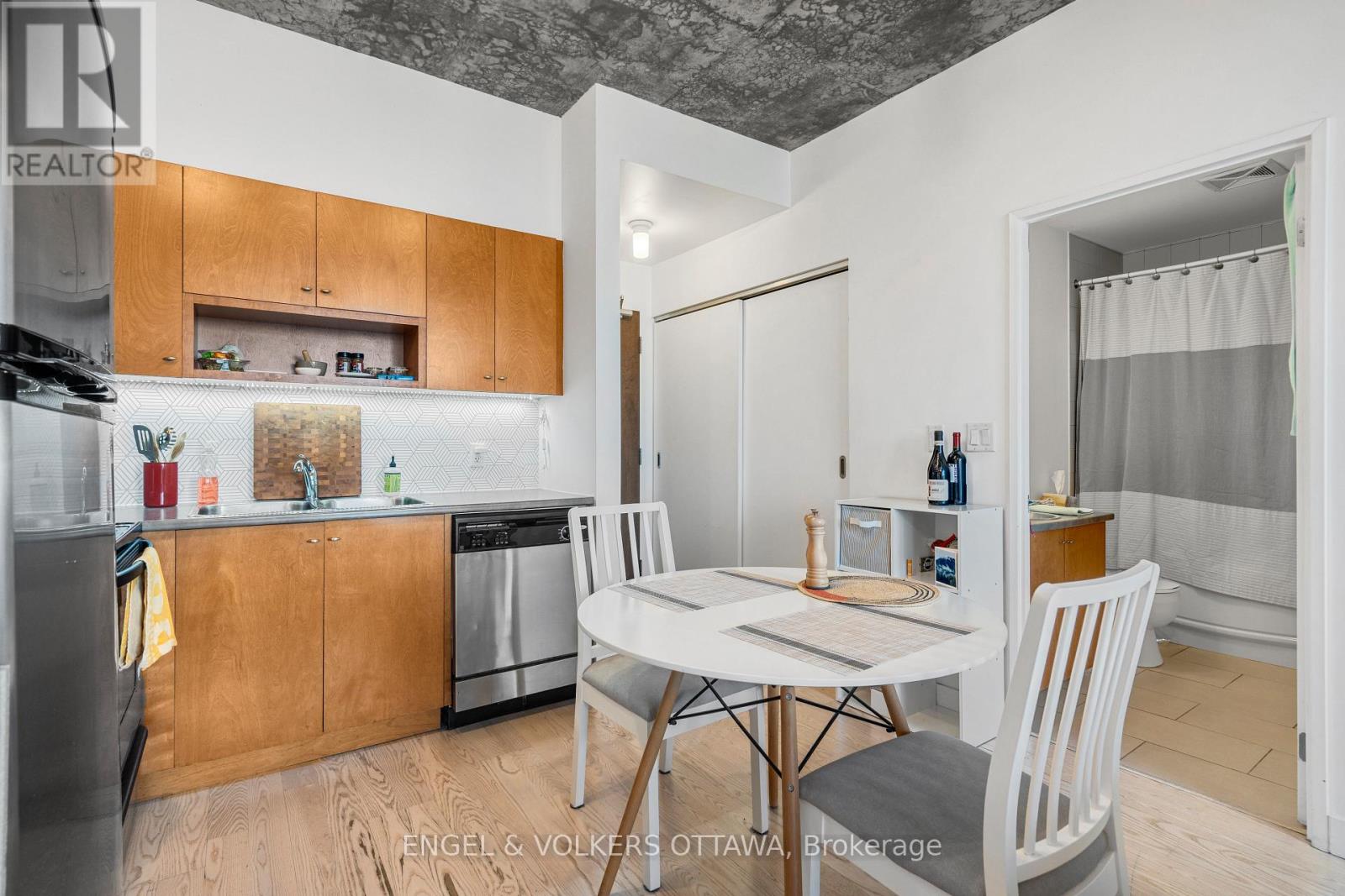 1 Bed, 1 Bath House for Rent in Ottawa – 2109 – 179 GEORGE STREET, Ottawa – MLS# X13617954 - Image 22