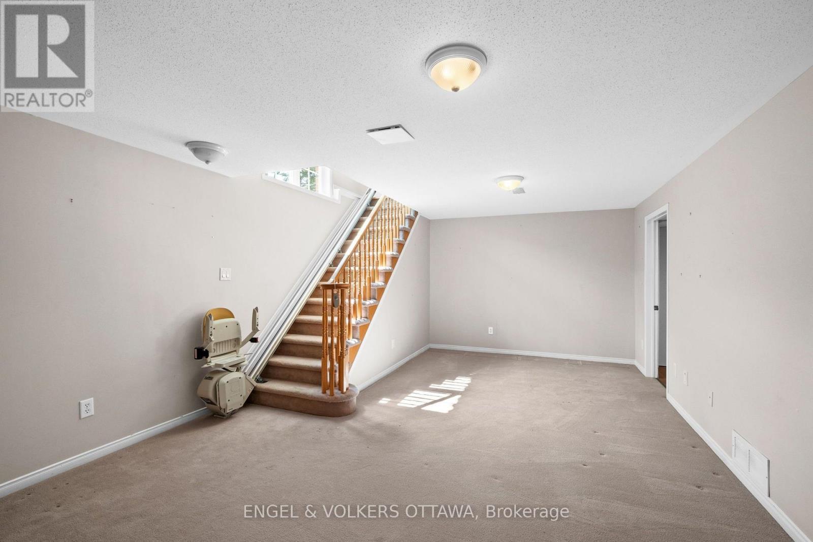 205 CAIRNSMORE CIRCLE - 17