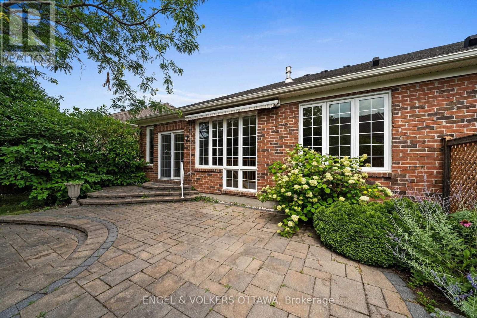205 CAIRNSMORE CIRCLE - 23